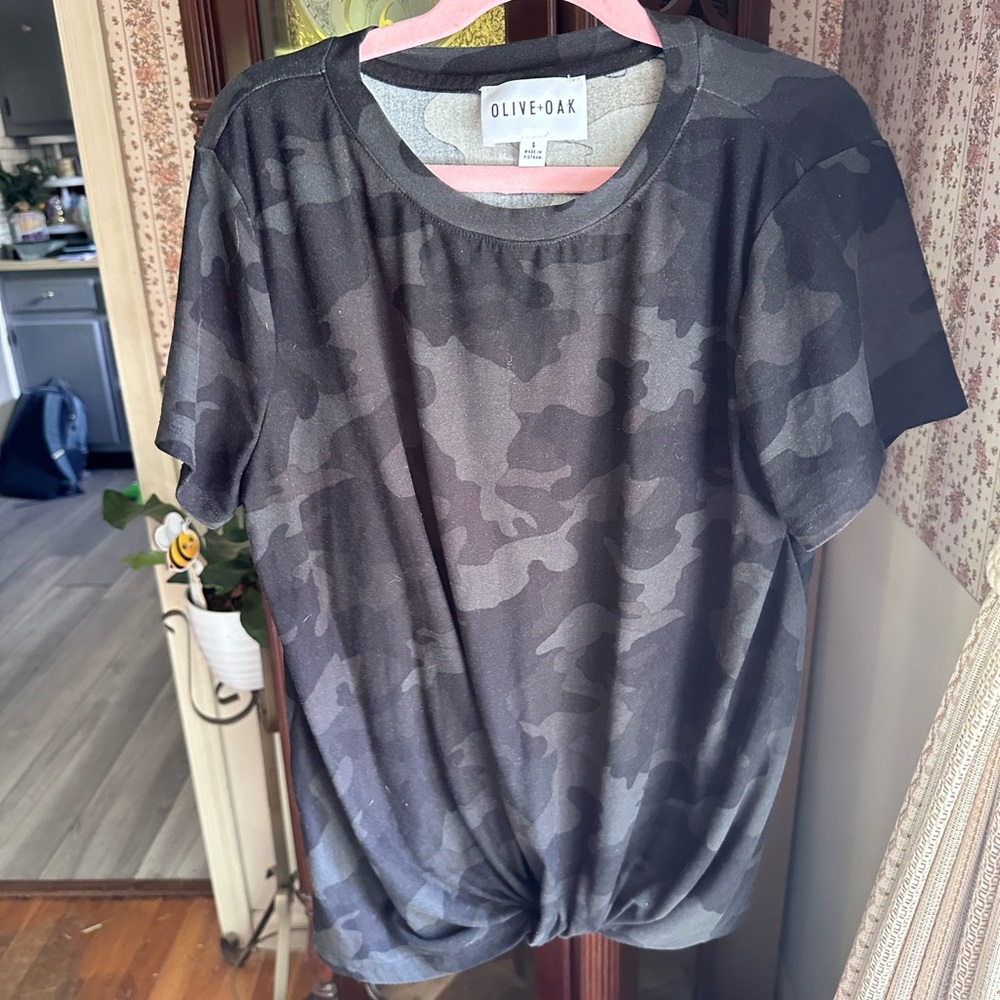 Olive & Oak Black & Charcoal Camo Knot Tee